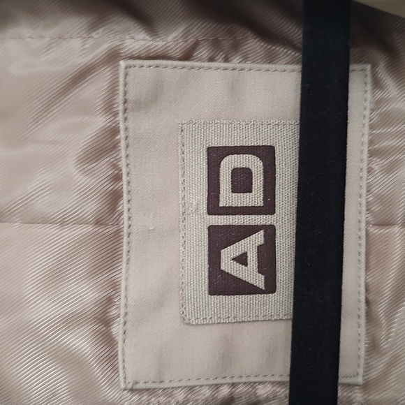 Rain coat - Picture 4 of 4